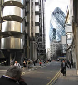 Image of the Lloyd's of London and the Gherkin