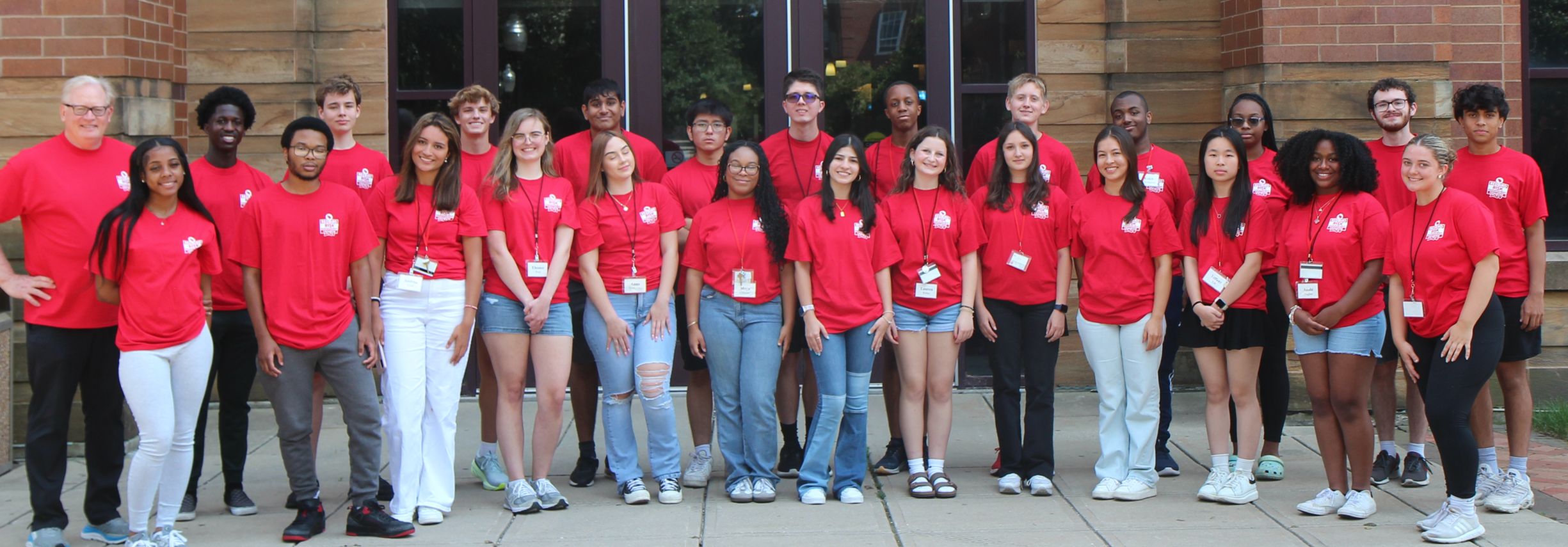 High school students posing with Reggie