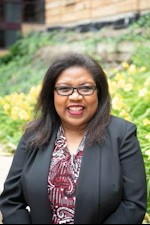 Portrait of Tina Williams